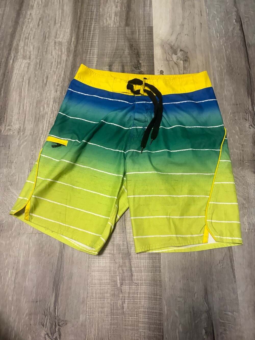 Wave Zone Men's Gradient Striped Board Shorts Swim Trunks Size 30